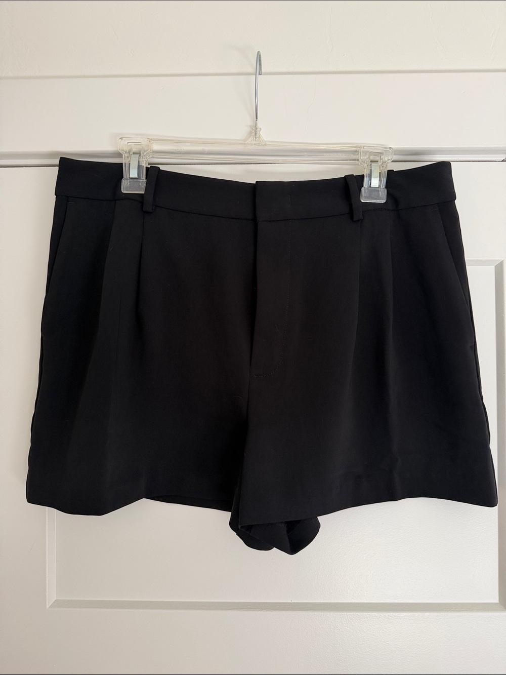 Madewell Shorts Womens 8 Black Easy Pleated Crepe Relaxed Tailored Trousers